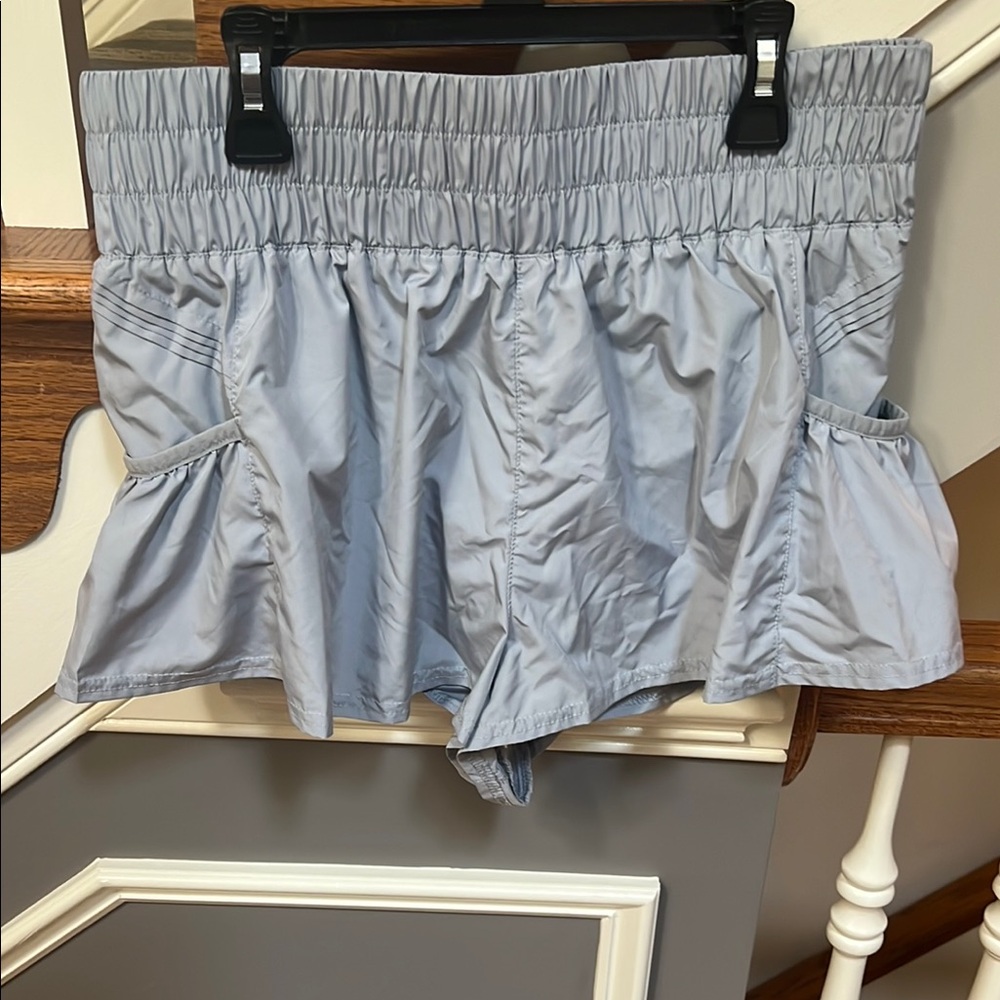 Gray Skorts with Elastic Waistband and Moisture-Wicking Fabric